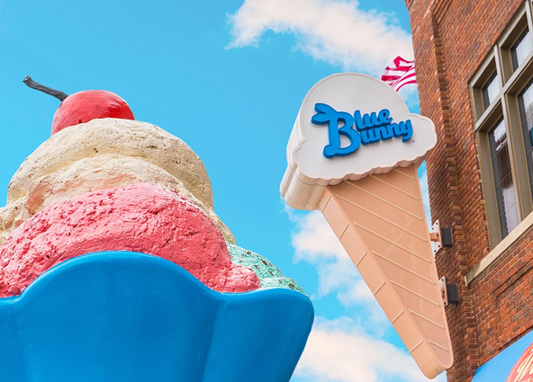 Wells Visitor Center & Ice Cream Parlor sign and statue