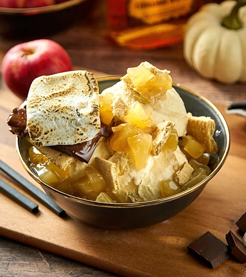 Campfire Apple Pie Sundae