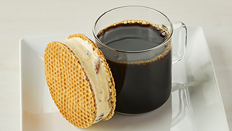 Butter Pecan Stroopwaffle