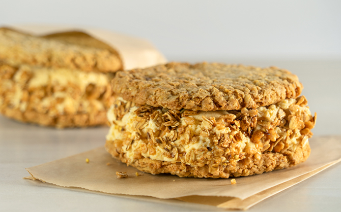 Oatmeal (Ice) Cream Pie