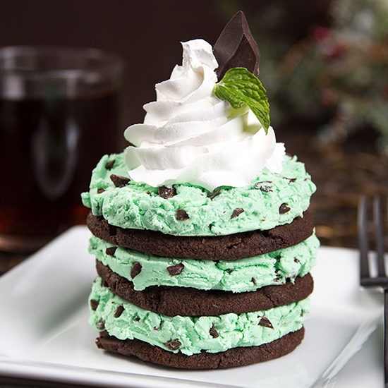 Mint Chocolate Chip Ice Box Cake