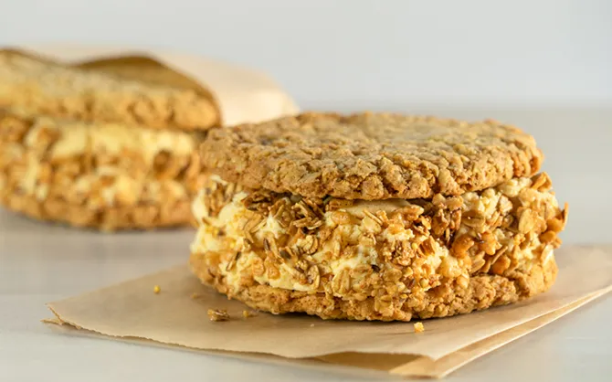 Oatmeal (Ice) Cream Pie